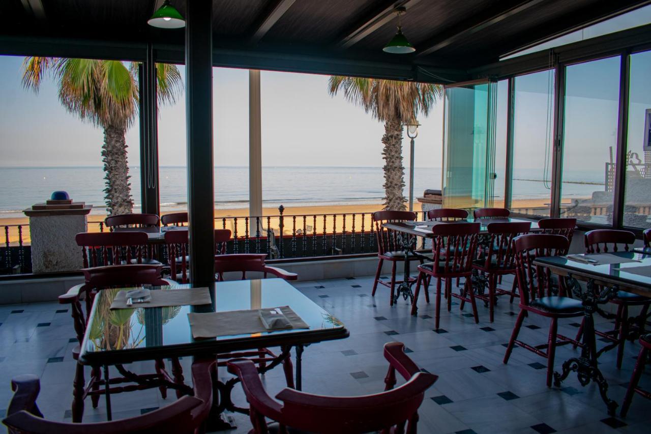 Hotel Playa De Regla Chipiona Extérieur photo